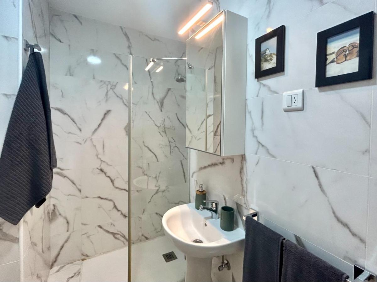 לאס פאלמס דה גראן קנאריה 2 Min Dalla Spiaggia Loft Terrazza Casa Gialla מראה חיצוני תמונה